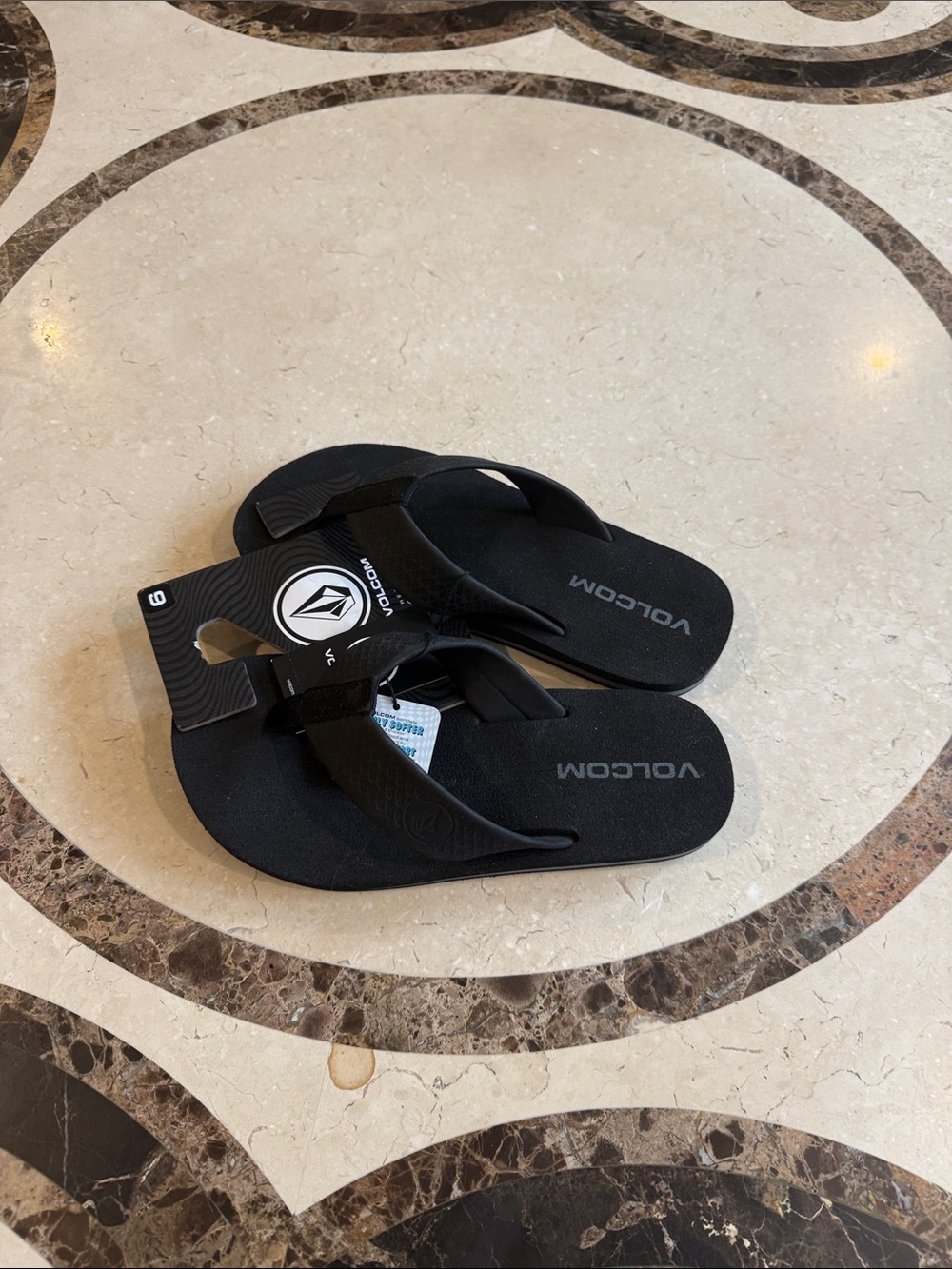 Volcom Black Men's/Womens Logo Flip Flops unisex